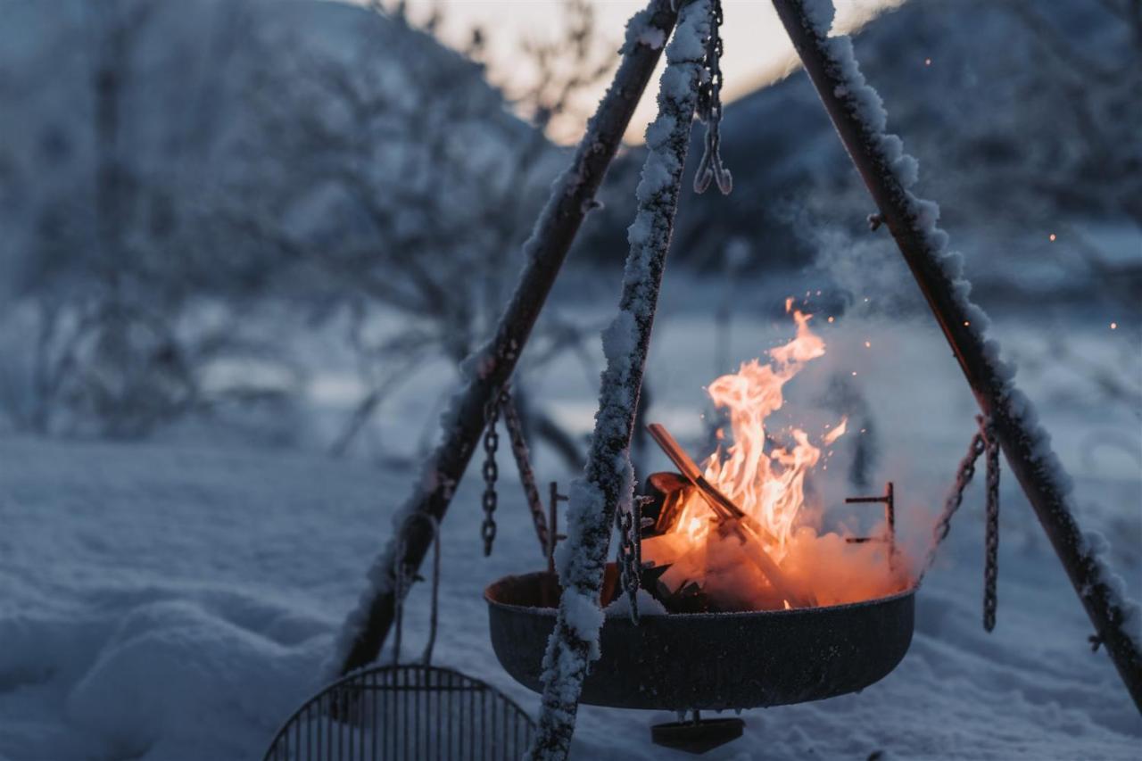 Cozy Fjord Retreat With Firepit And Activities Leilighet Tromsø Eksteriør bilde